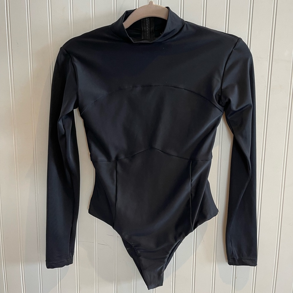 Benoa Nalu Surf Suit Black